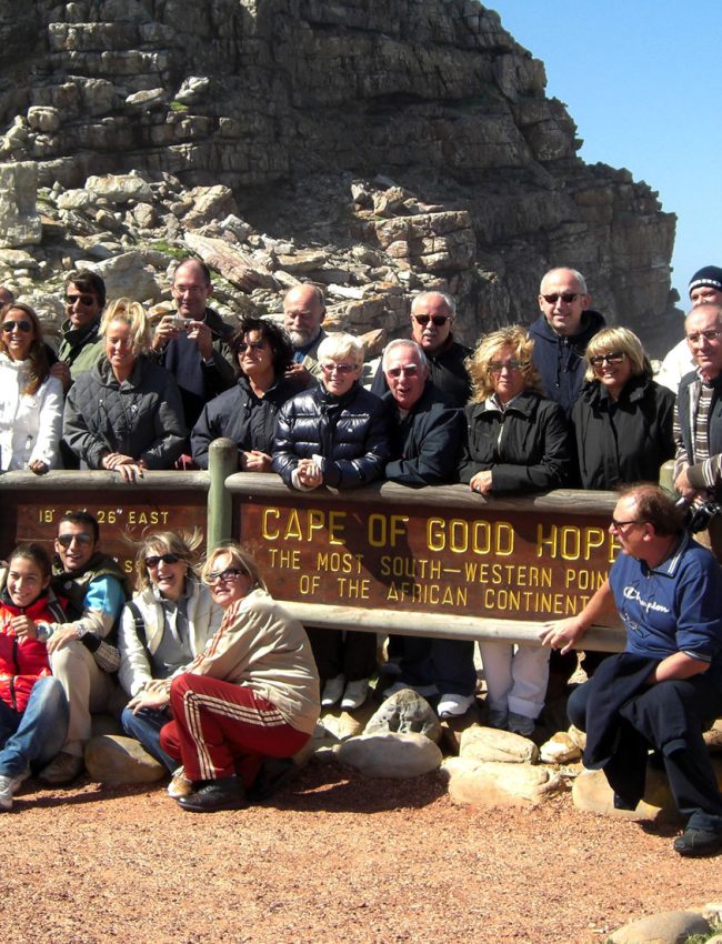 The-Line-Above-N-Below-Mazda-Citta-del-Capo-00