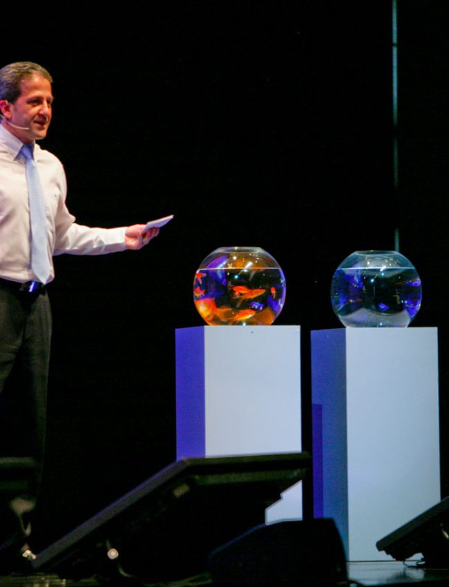 The-Line-Above-N-Below-Opel-Nuova-Insignia-Lancio-Drive-Away-05